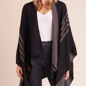 BB Dakota reversible poncho!